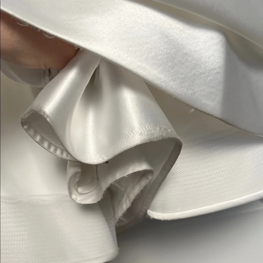 Meshki Eileen Strapless Wedding Satin Dress - Picture 10 of 15